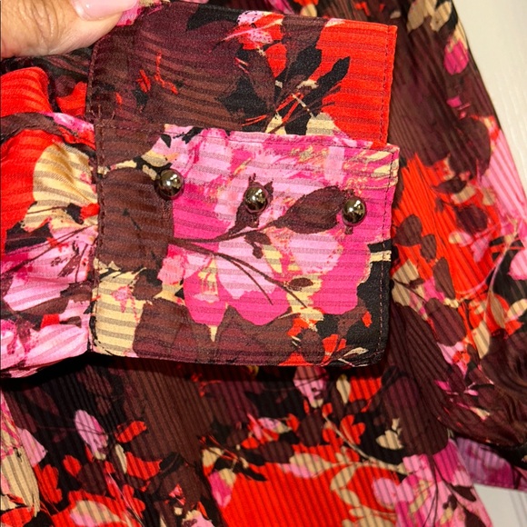 Lane Bryant Long Sleeve Keyhole Neck Multicolor Floral Blouse. New Without Tags - Picture 4 of 6